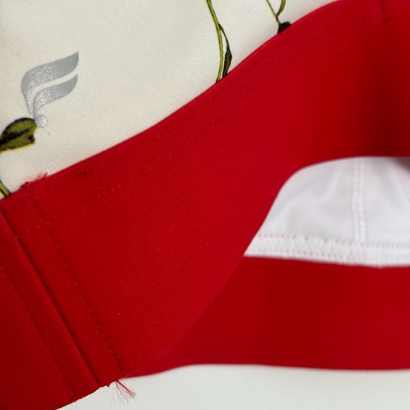 Fabletics All Day Every Day Bra - Picture 7 of 9